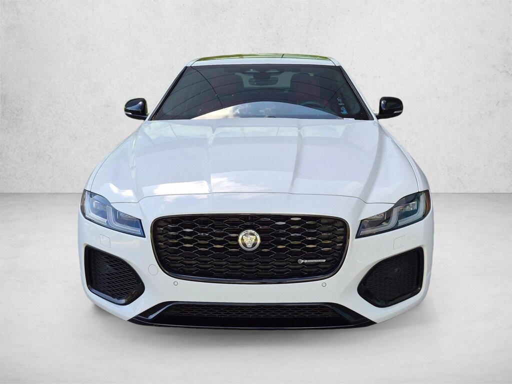 Used 2024 Jaguar XF R-Dynamic SE 4dr Car