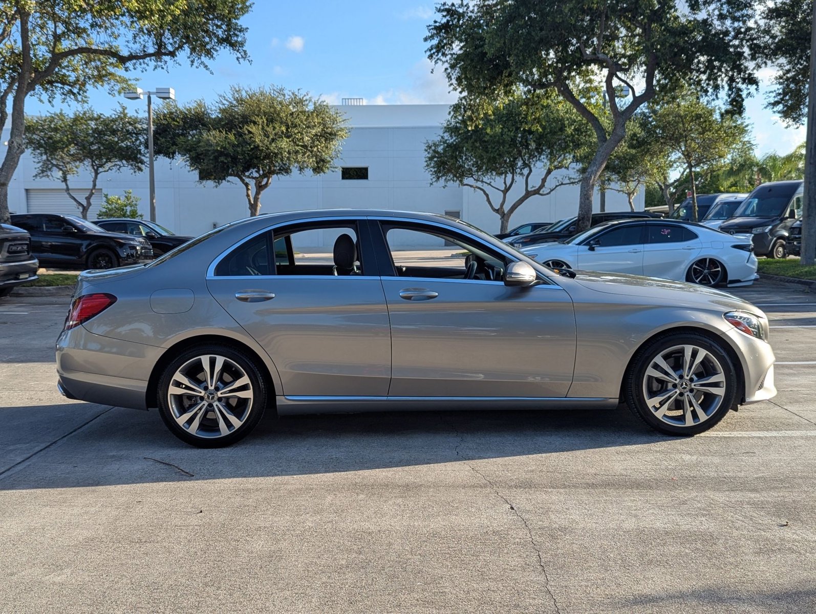 2019 Mercedes Benz C 300 Sedan photo 2