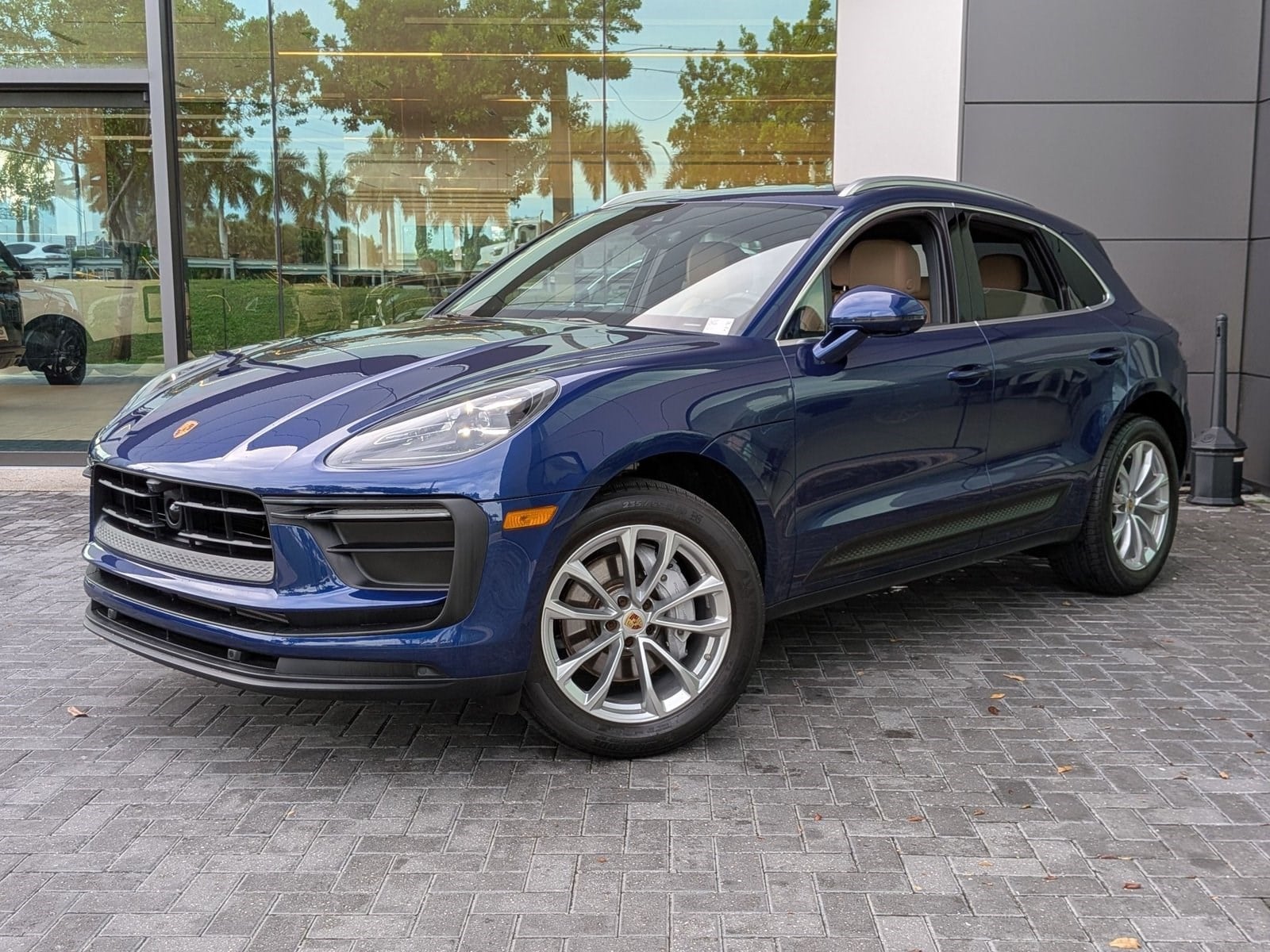 2023 Porsche Macan