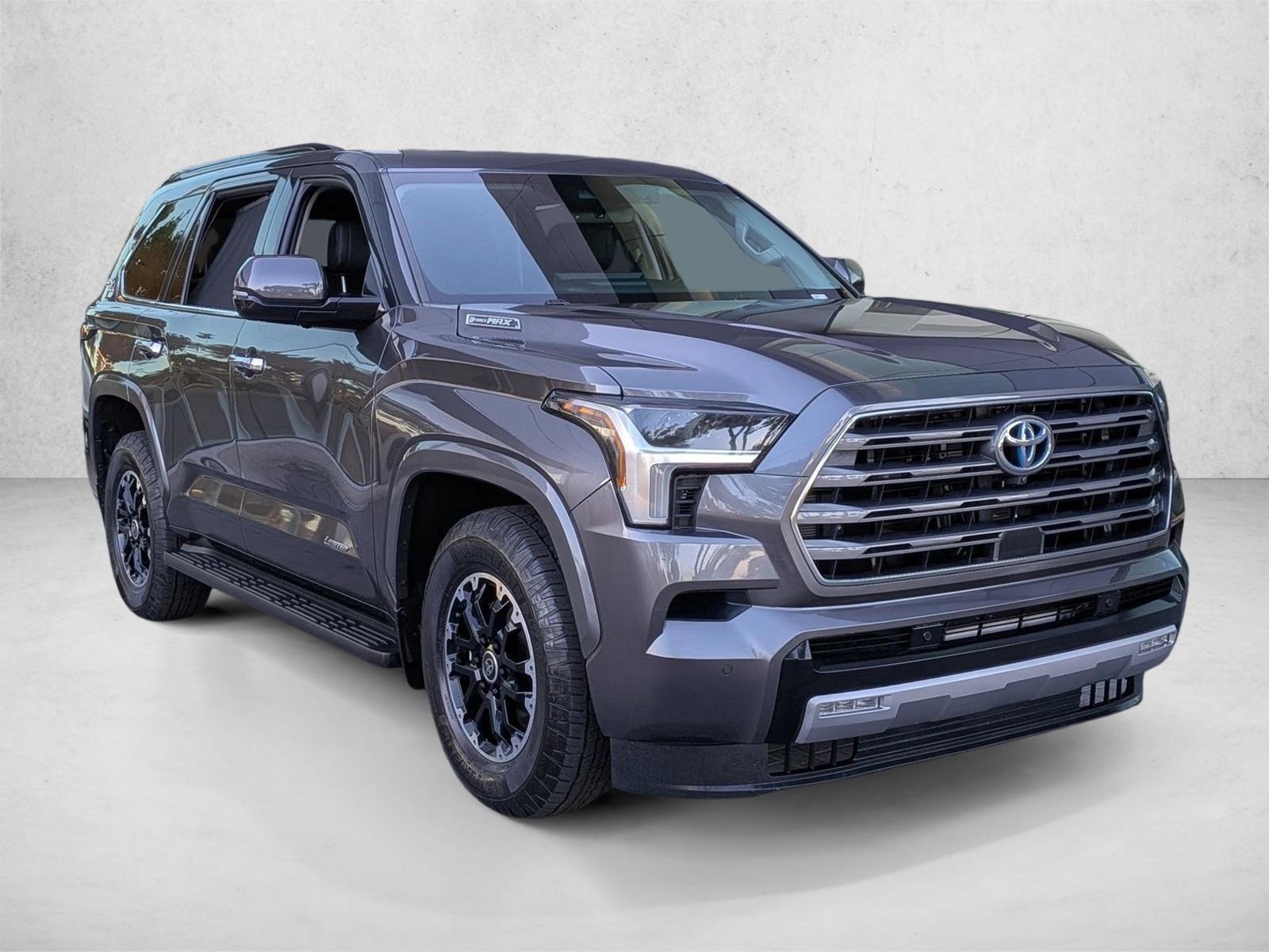 2023 Toyota Sequoia Limited photo 3