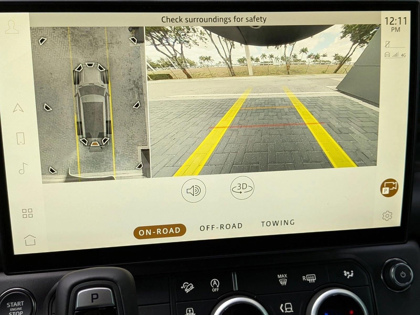 2026 Land Rover Defender X-Dynamic SE - Photo 12