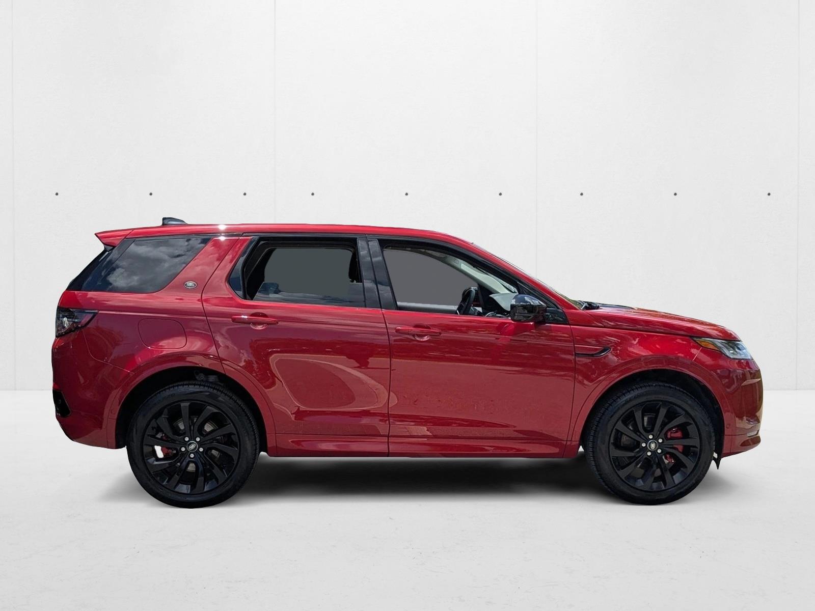 2024 Land Rover Discovery Sport S photo 4