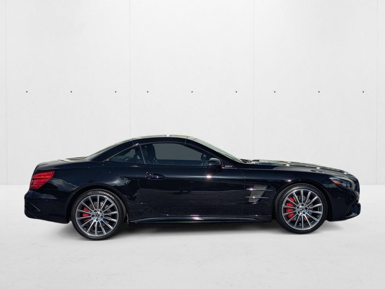 2020 Mercedes Benz SL 550 photo 4