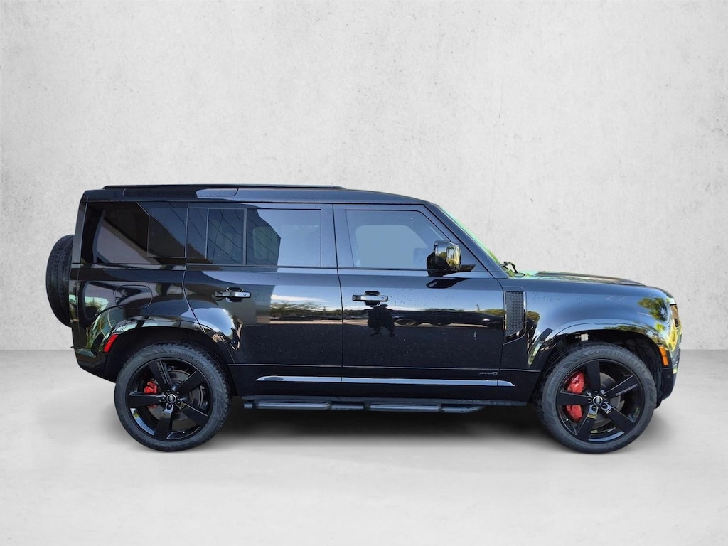 Used 2025 Land Rover Defender 110 P400 X Sport Utility