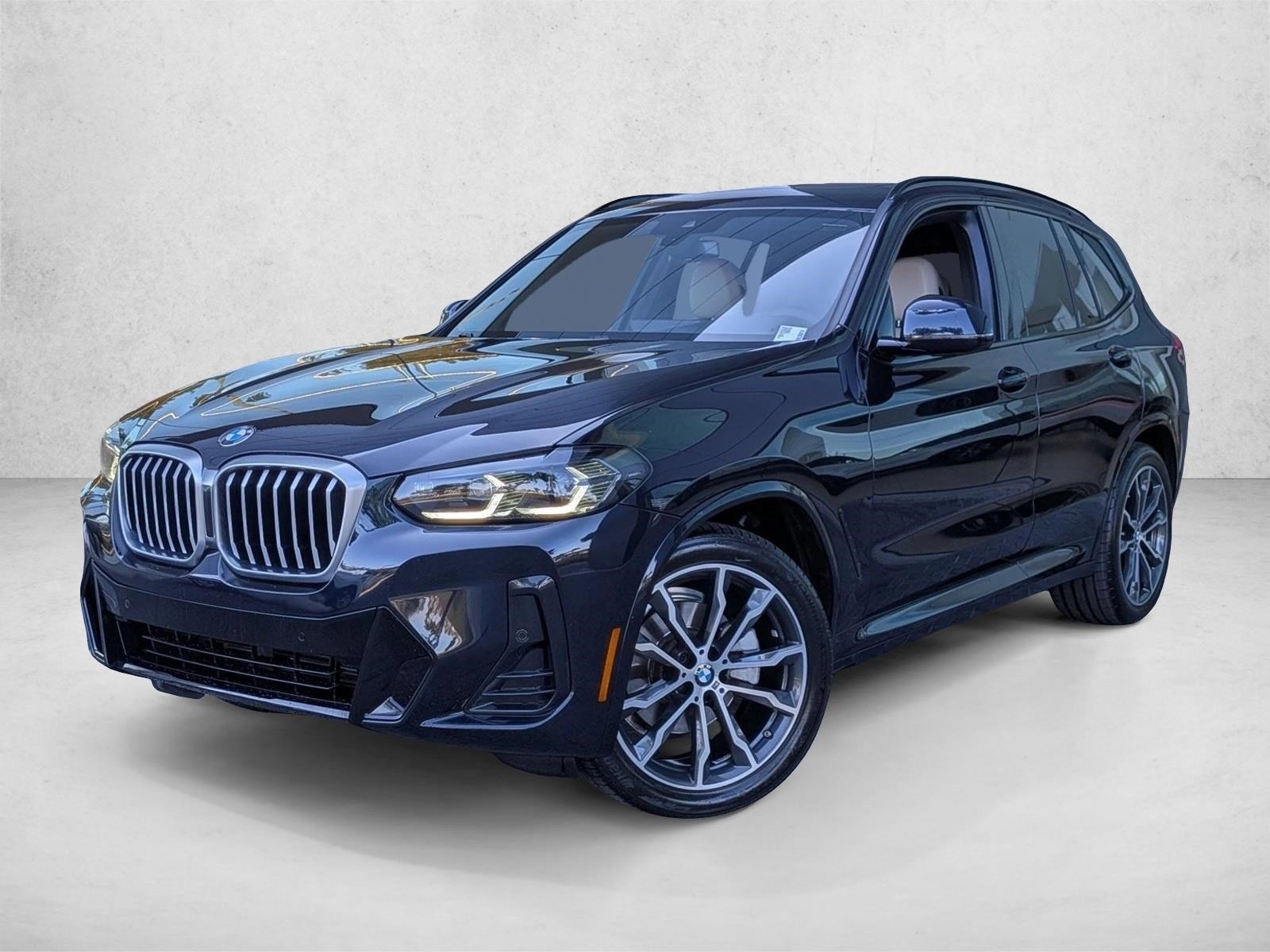 2022 BMW X3 30i's photo