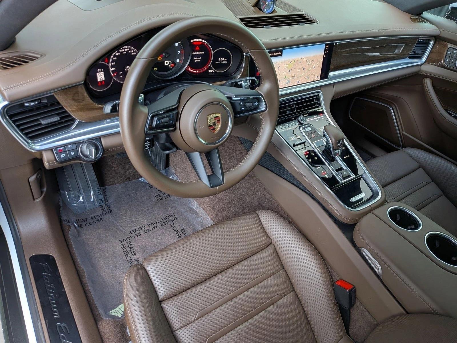 2023 Porsche Panamera Platinum Edition - Photo 10
