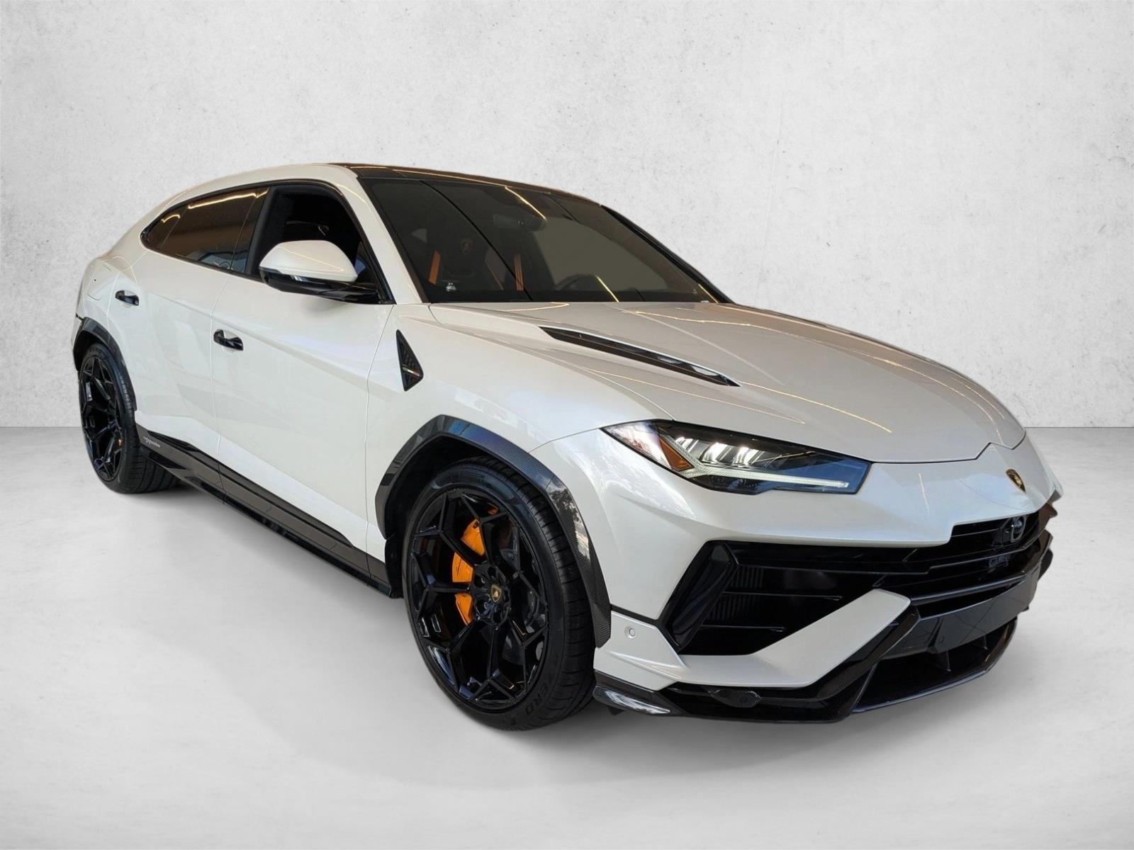 2024 Lamborghini Urus Performante photo 3