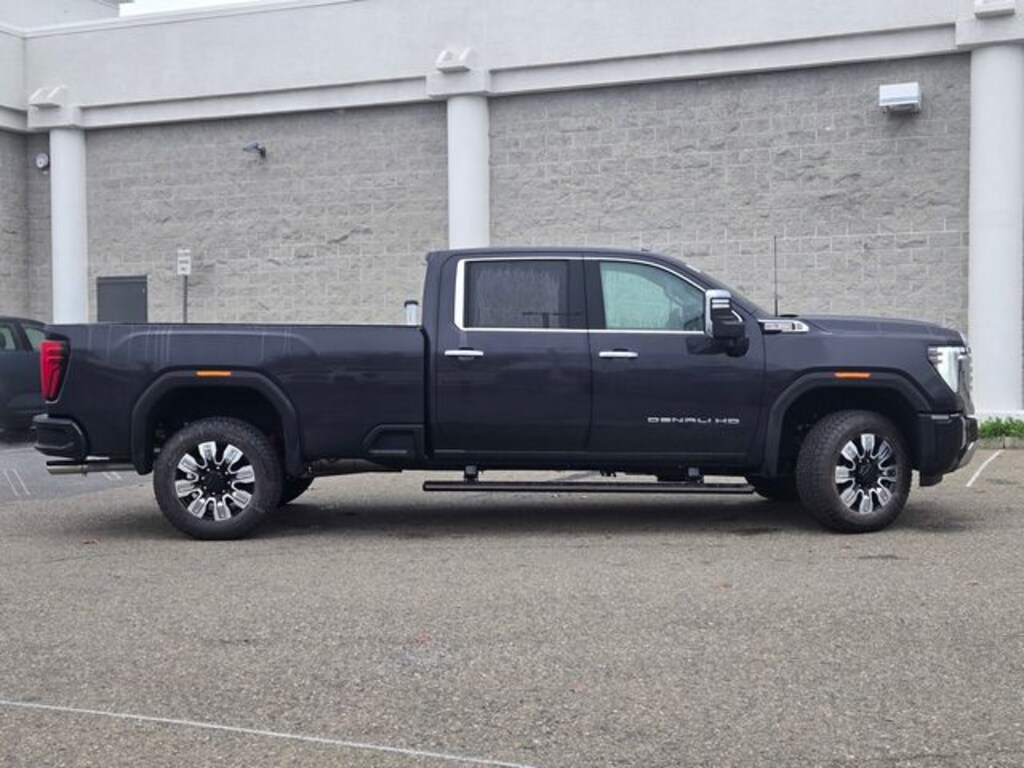 New 2026 GMC Sierra 3500 HD Denali Truck Crew Cab
