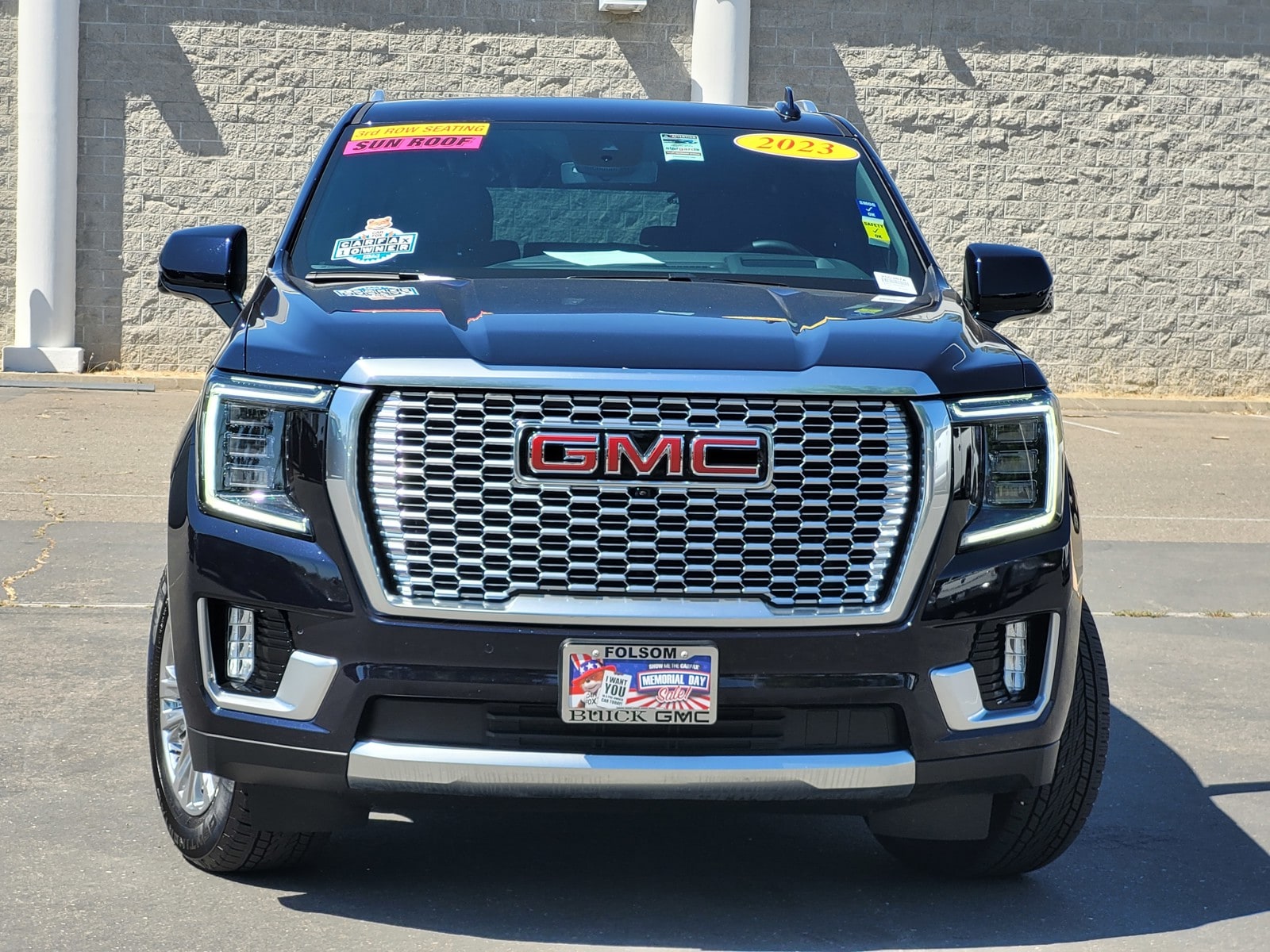 Used 2023 GMC Yukon XL Denali with VIN 1GKS2JKL5PR525825 for sale in Folsom, CA