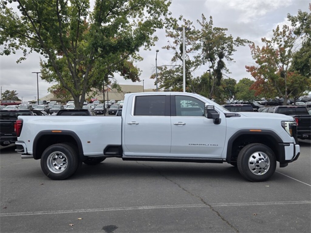 New 2026 GMC Sierra 3500HD Denali Ultimate Truck Crew Cab