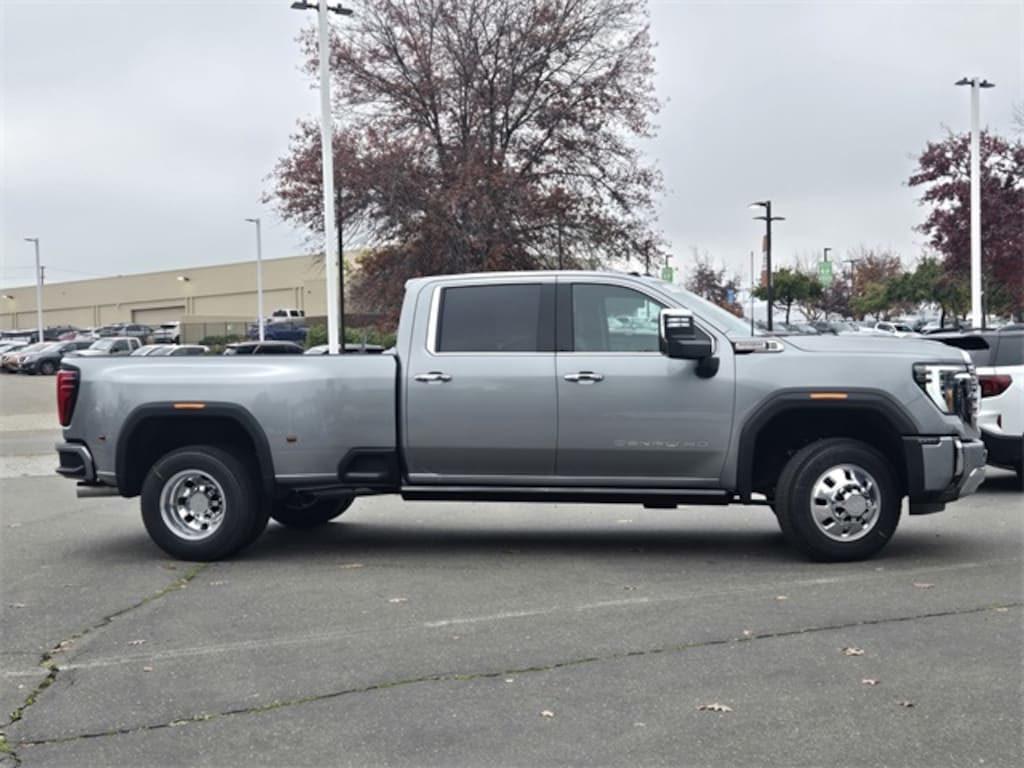 New 2026 GMC Sierra 3500 HD Denali Truck Crew Cab