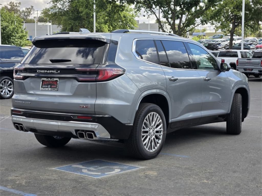 New 2026 GMC Acadia Denali SUV