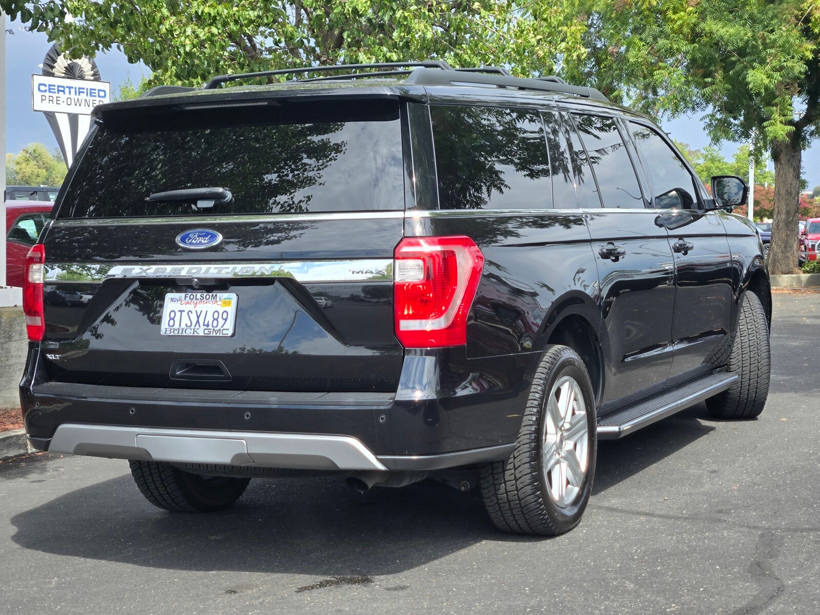 2020 Ford Expedition MAX XLT photo 2