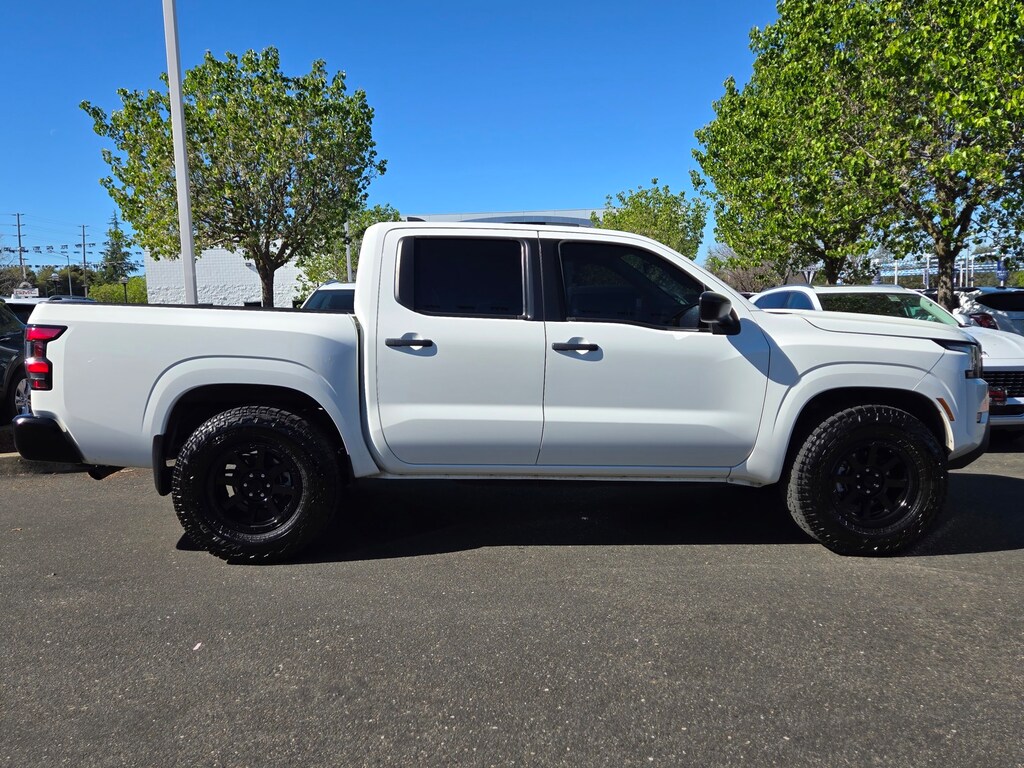 Used 2022 Nissan Frontier Truck Crew Cab