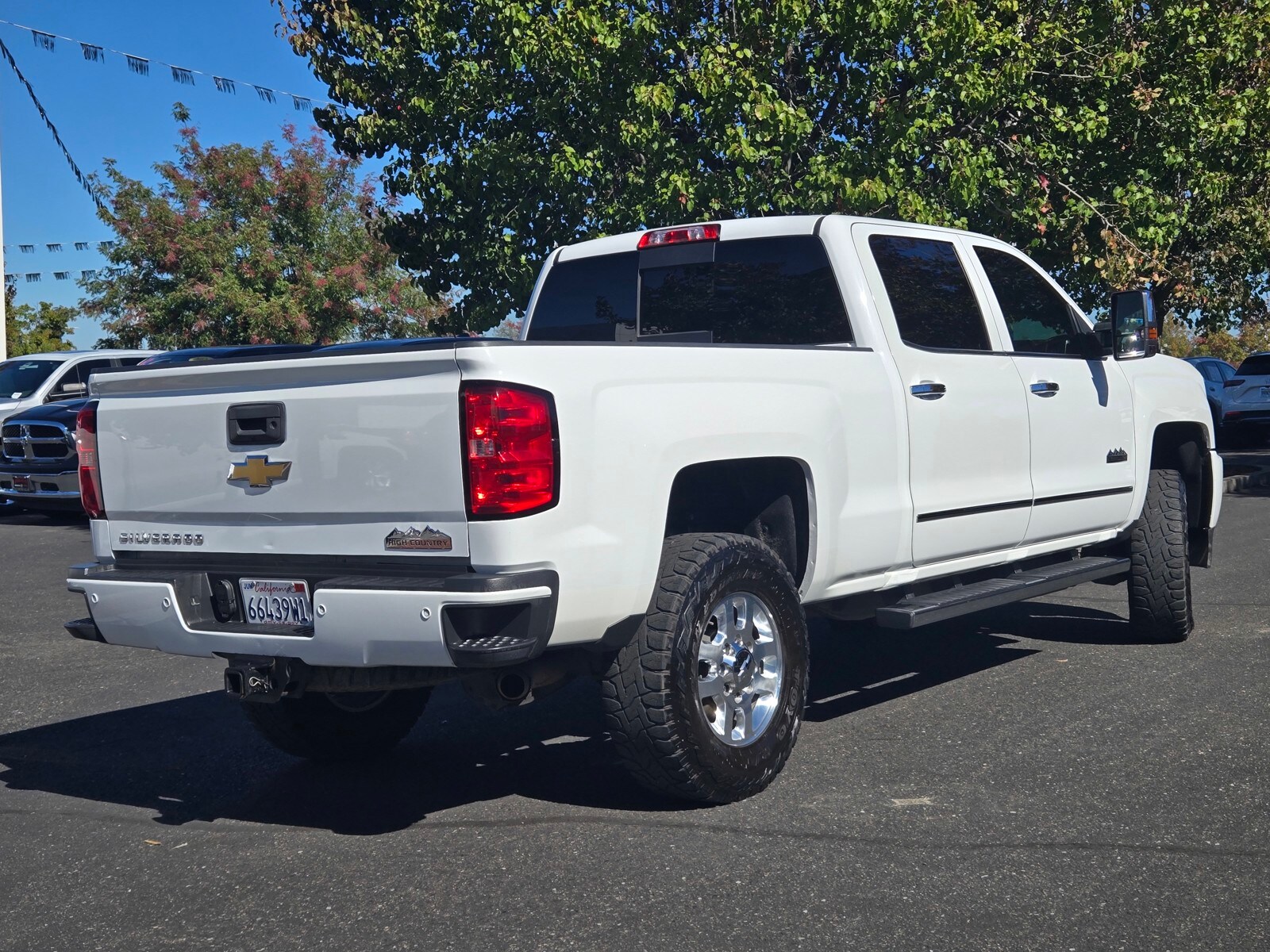 2015 Chevrolet Silverado 3500HD High Country photo 3