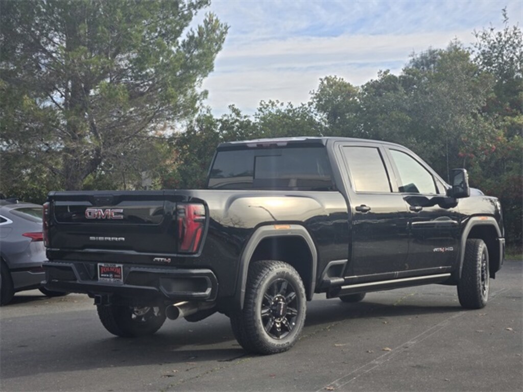 New 2026 GMC Sierra 2500 HD AT4 Truck Crew Cab