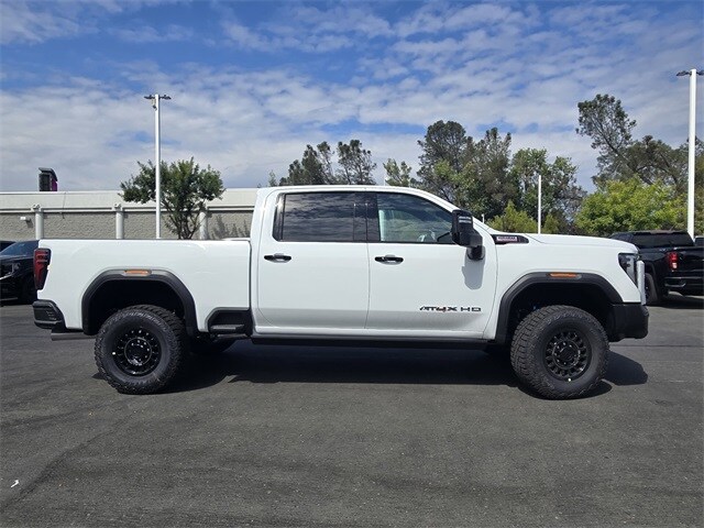 2026 Gmc Sierra 2500 HD AT4X photo 3