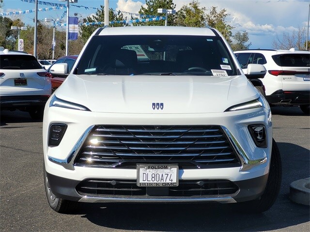 2025 Buick Enclave Preferred photo 2