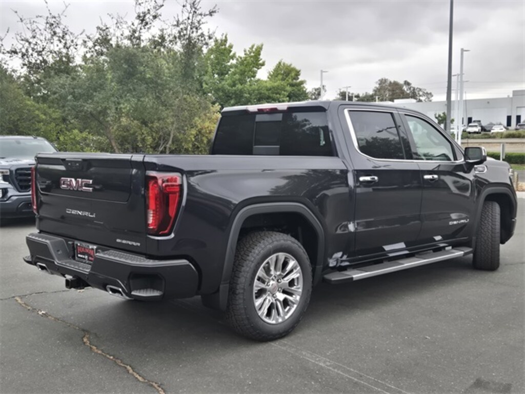 New 2026 GMC Sierra 3500HD Denali Truck Crew Cab