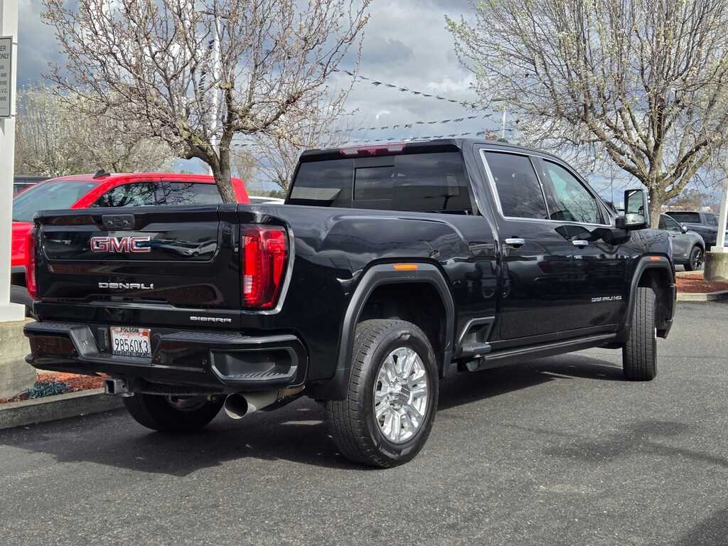 Used 2022 GMC Sierra 2500 HD Denali Truck Crew Cab