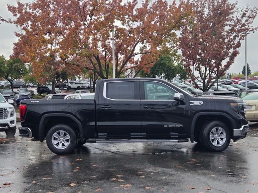 New 2026 GMC Sierra 1500 SLE Truck Crew Cab