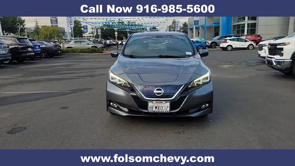 2018 Nissan Leaf SV photo 3