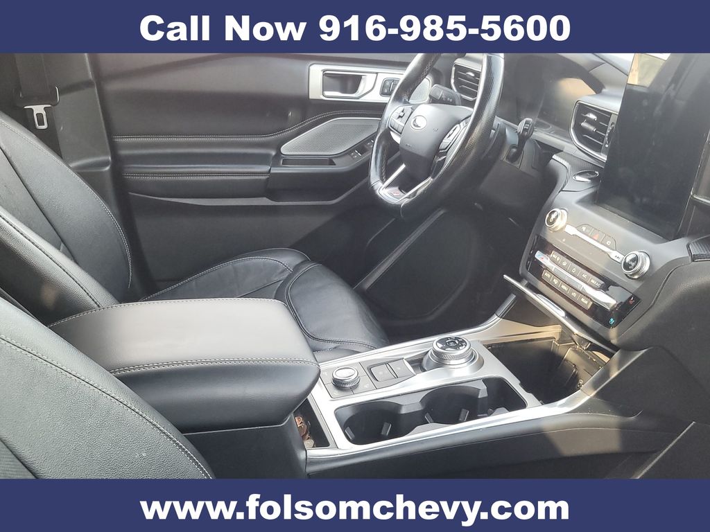 2020 Ford Explorer ST photo 2