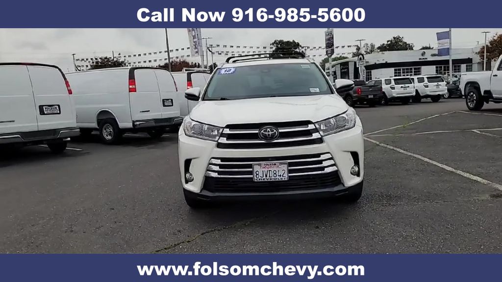 2018 Toyota Highlander Limited Platinum photo 3