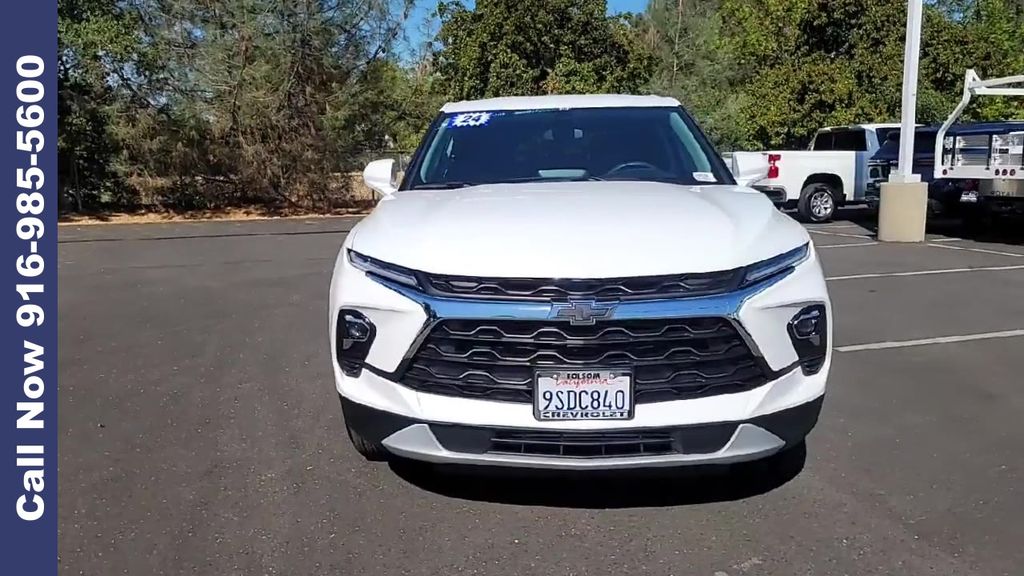 2024 Chevrolet Blazer 2LT photo 3