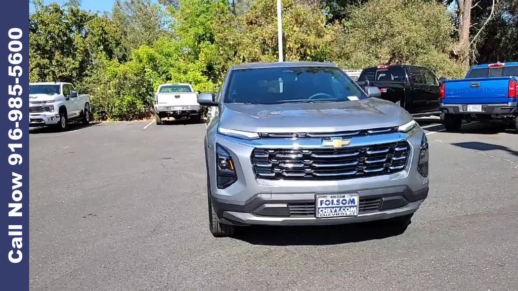 2026 Chevrolet Equinox LT photo 3