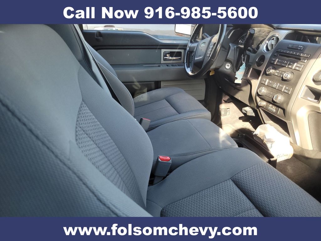 2011 Ford F-150 XLT photo 3
