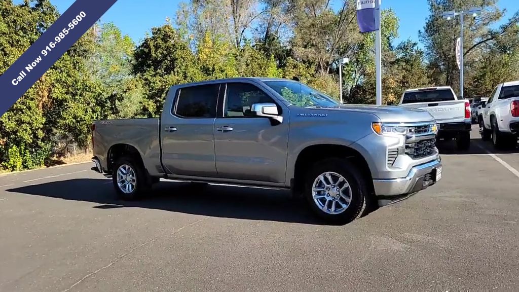 2026 Chevrolet Silverado 1500 LT photo 2
