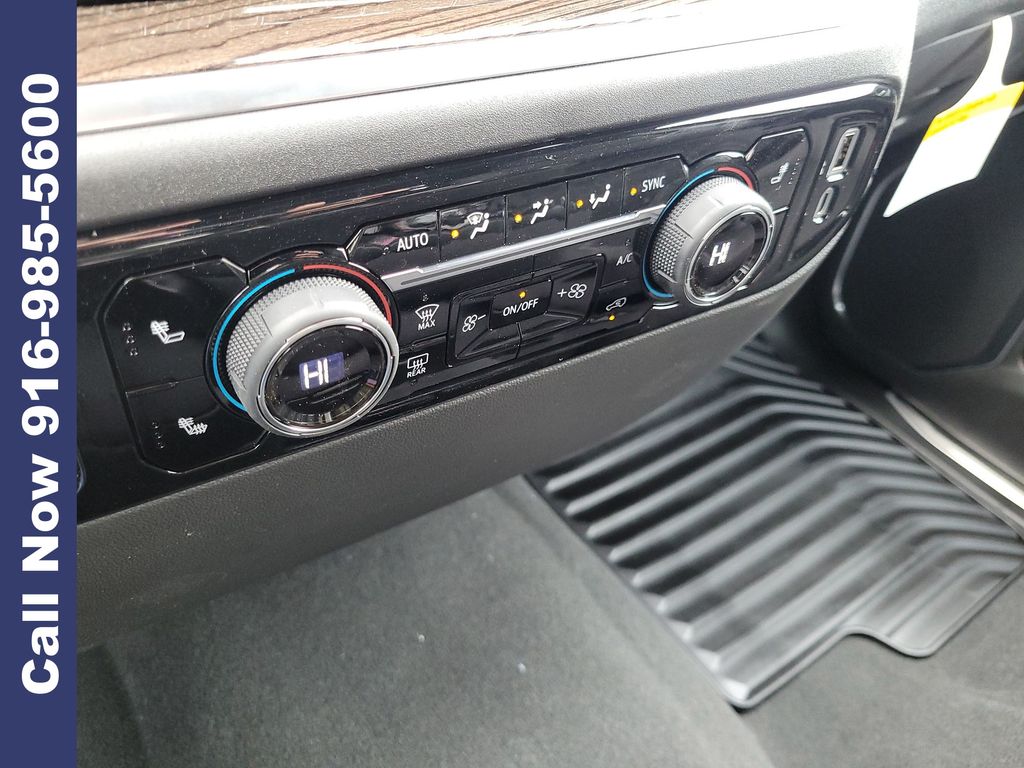 2026 Chevrolet Silverado 1500 LT photo 3