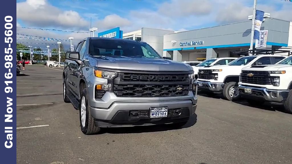 2026 Chevrolet Silverado 1500 Custom photo 3