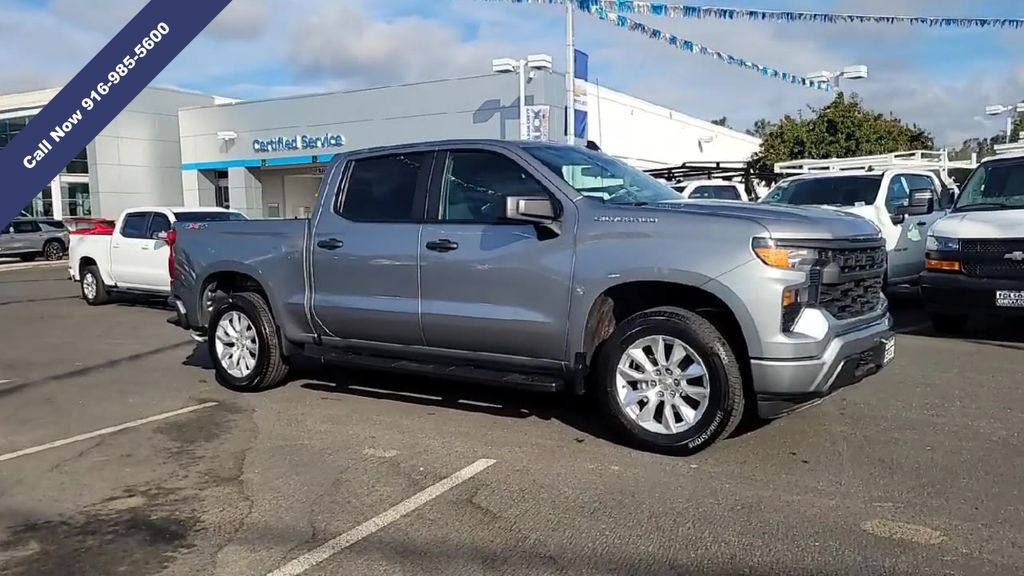 2026 Chevrolet Silverado 1500 Custom photo 2