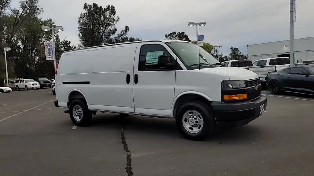 New 2025 Chevrolet Express 2500 Work Van Van Cargo Van