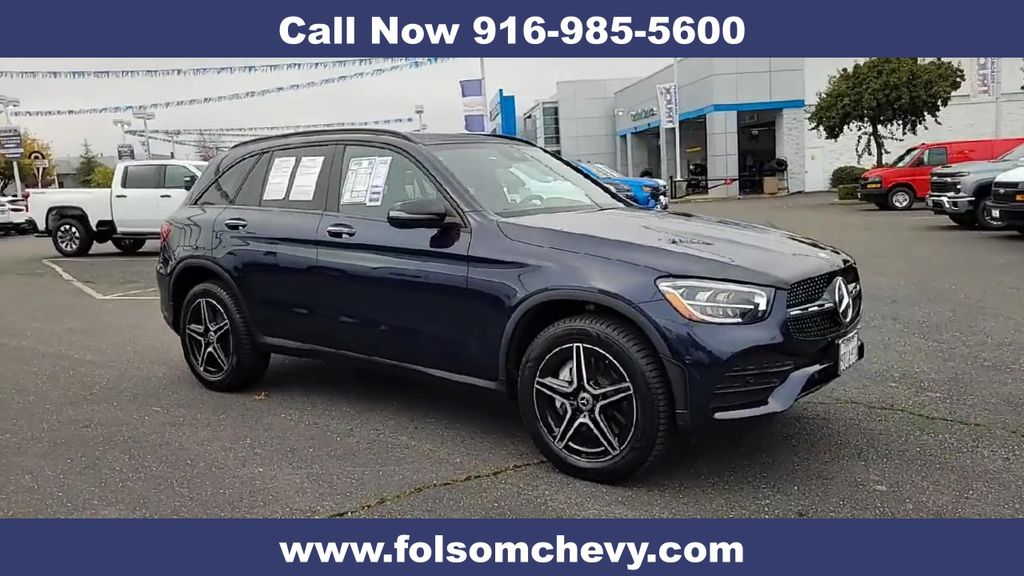 2022 Mercedes Benz GLC 300 4MATIC photo 2