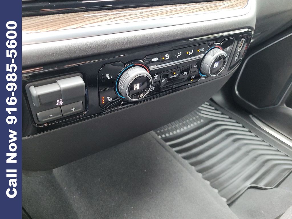 2026 Chevrolet Silverado 1500 LT photo 3