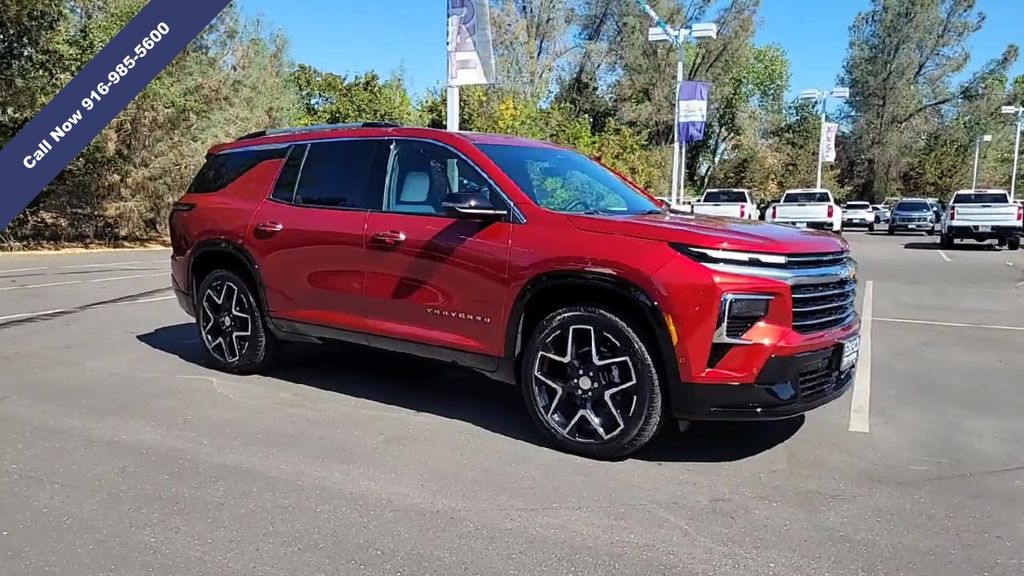 2026 Chevrolet Traverse High Country photo 2