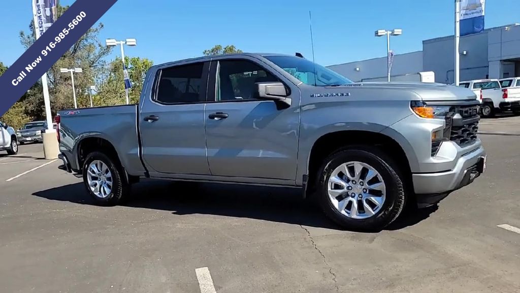 2026 Chevrolet Silverado 1500 Custom photo 2