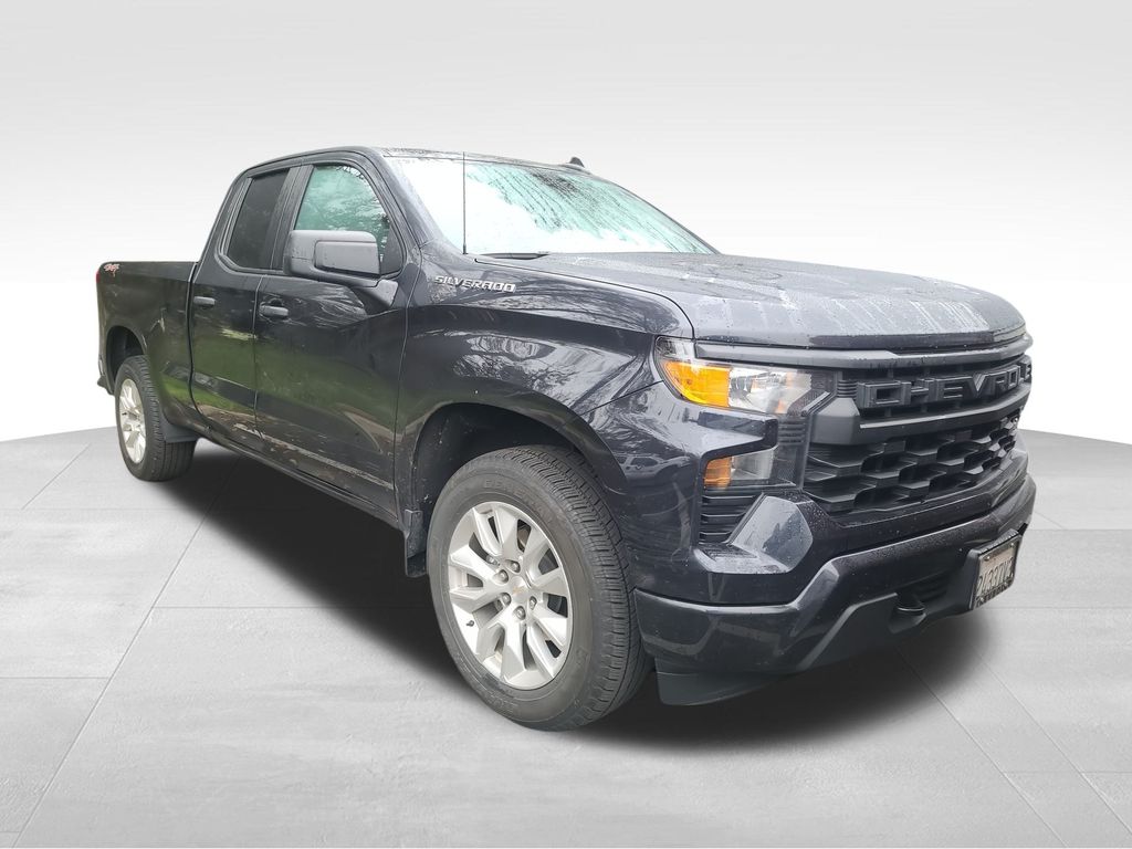 2023 Chevrolet Silverado 1500 Custom's photo