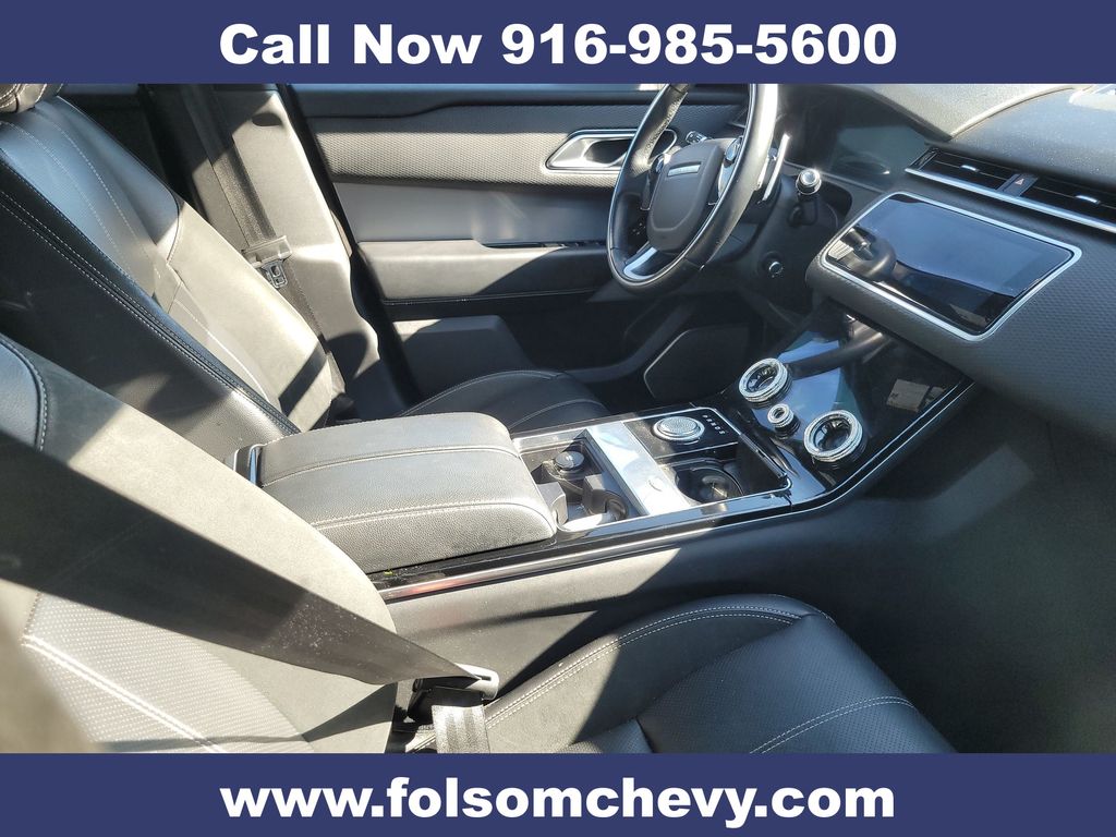2020 Land Rover Range Rover Velar P340 R-Dynamic S photo 2