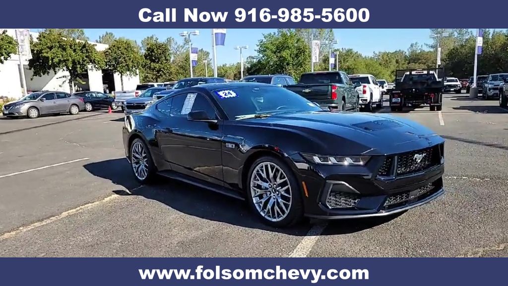 2024 Ford Mustang GT Premium photo 3