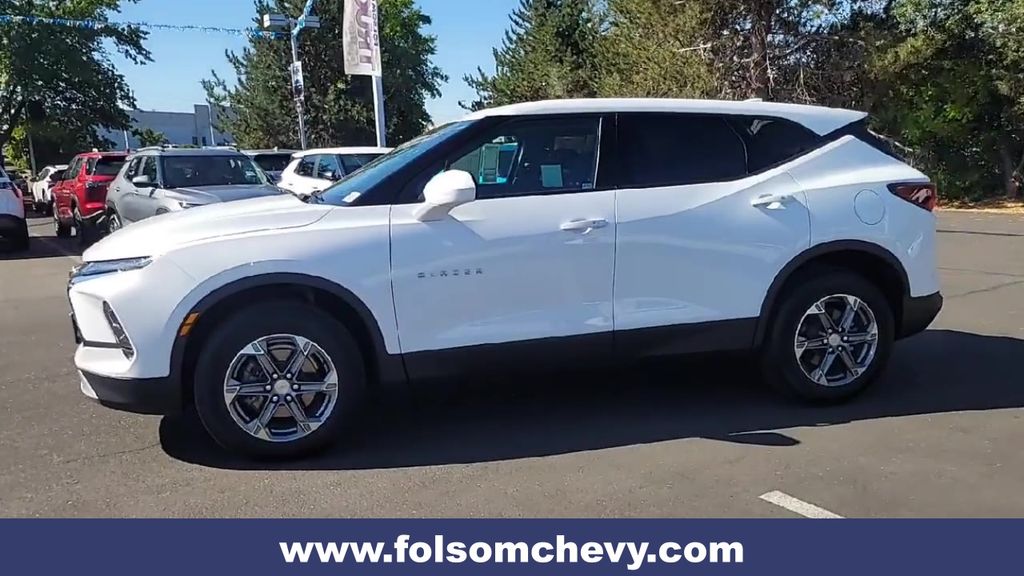2024 Chevrolet Blazer 2LT - Photo 7