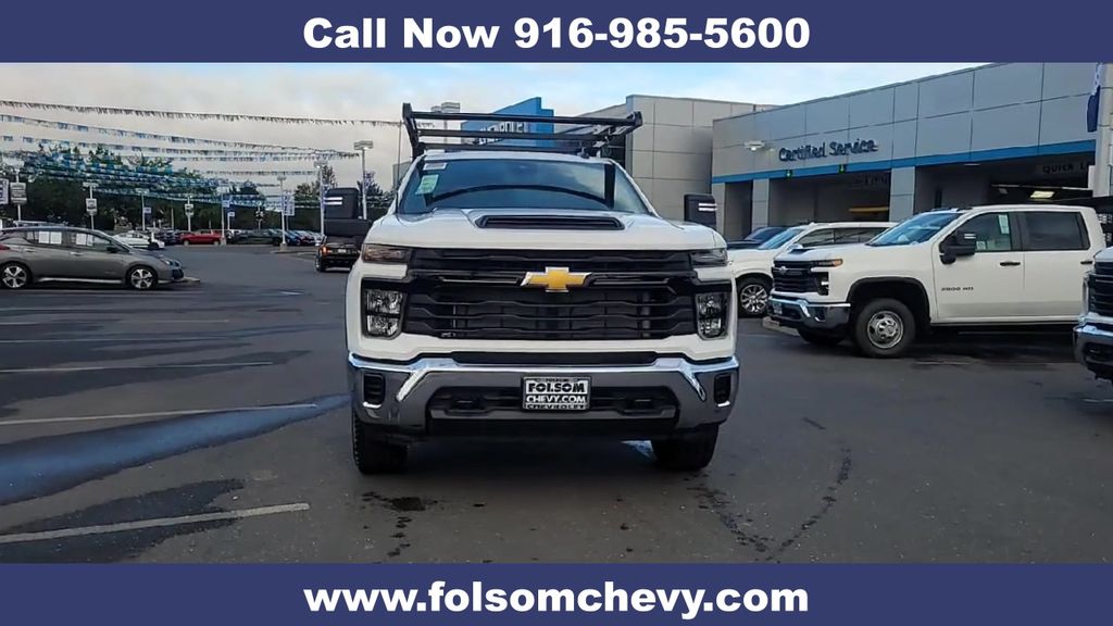 2025 Chevrolet Silverado 2500HD Work Truck photo 3
