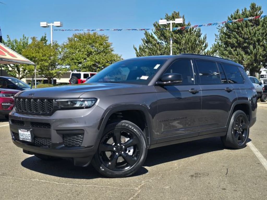 Certified 2023 Jeep Grand Cherokee L Altitude SUV