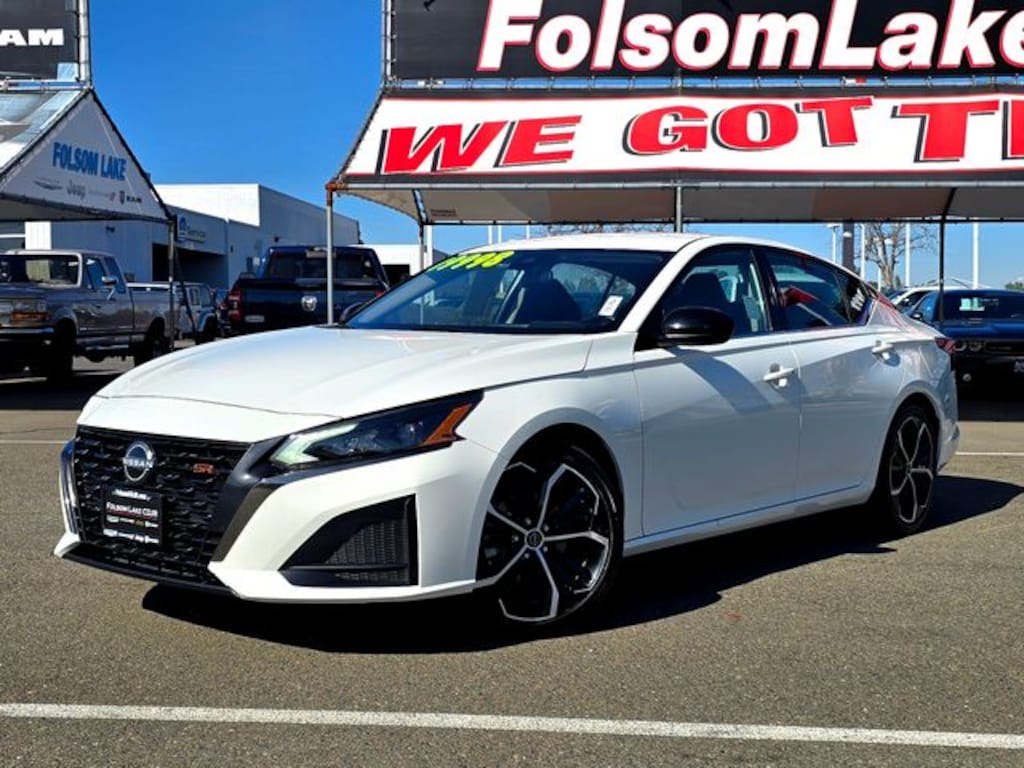 Used 2024 Nissan Altima 2.5 SR Sedan