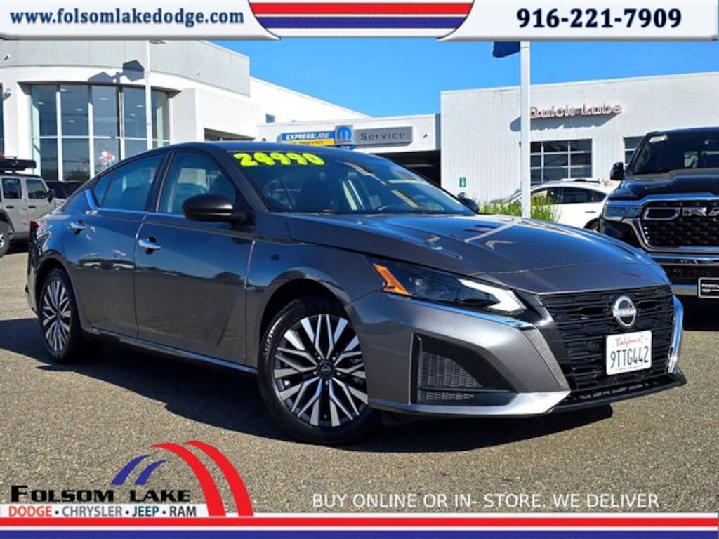 Used 2025 Nissan Altima 2.5 SV Sedan