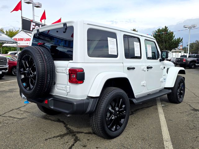 2022 Jeep Wrangler Unlimited Sahara 4xe photo 4