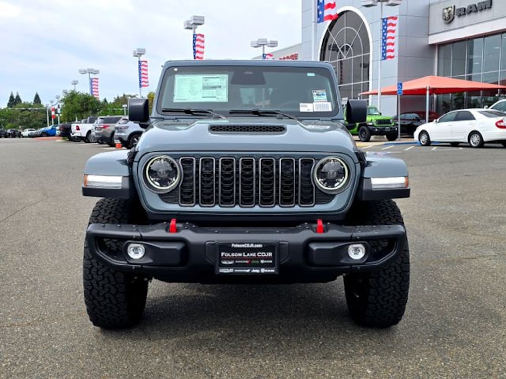 New 2026 Jeep Wrangler 2-DOOR SPORT Sport Utility